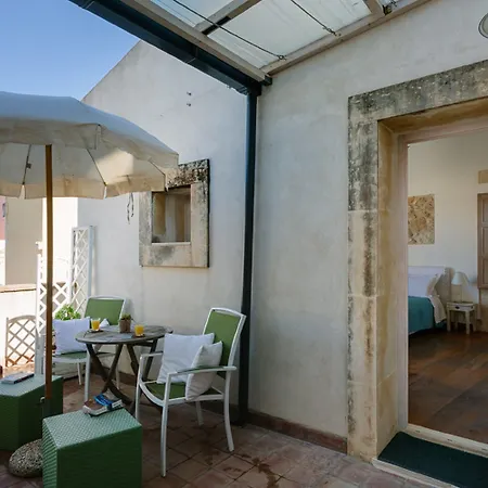 Palazzo Del Sale Alojamento de Acomodação e Pequeno-almoço 4*