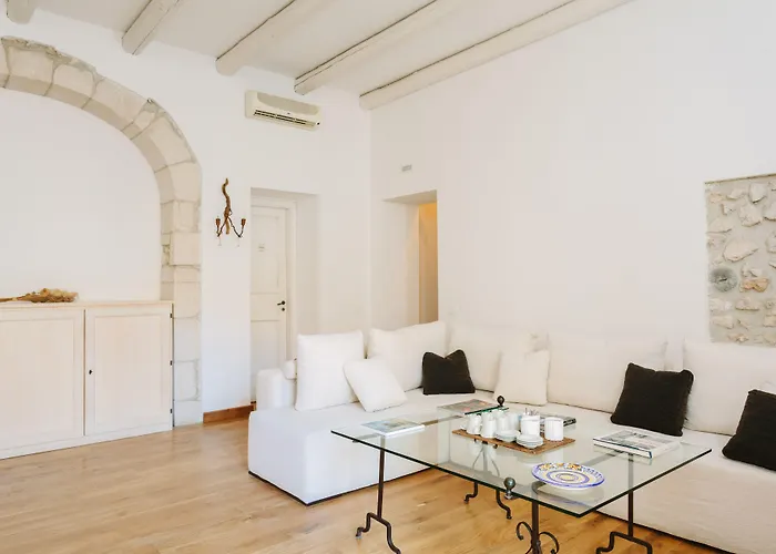 Palazzo Del Sale 4* Syracuse