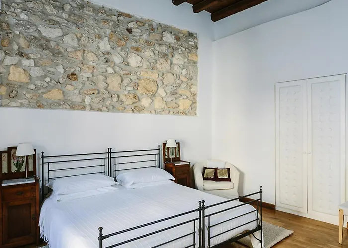 Bed & Breakfast Palazzo Del Sale 4*
